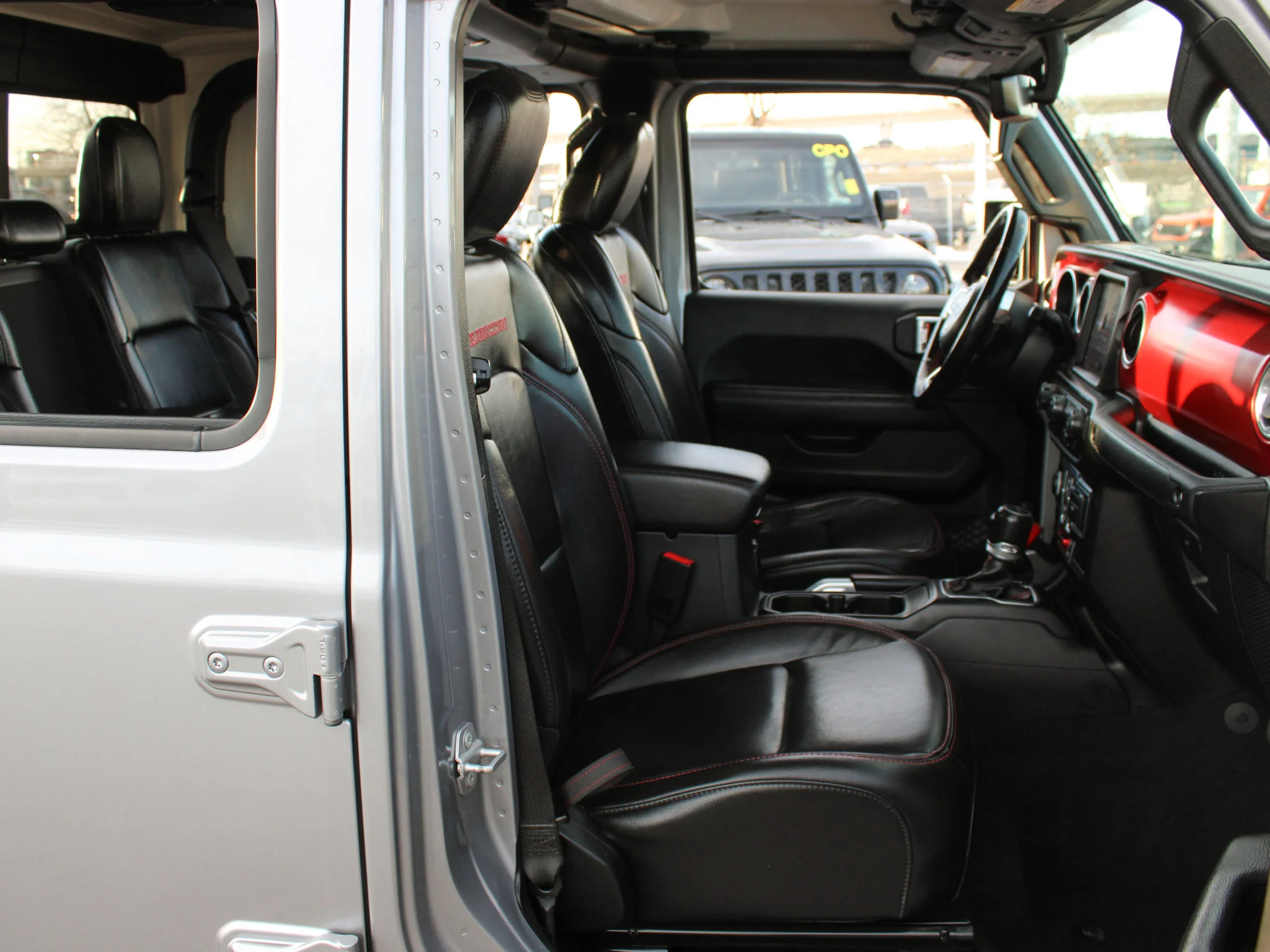 Certified Used 2020 Silver Jeep Rubicon * One Owner | V6 | Trailer Tow | Heated Seats | Alpine | Apple CarPlay | Diff Locks image 19