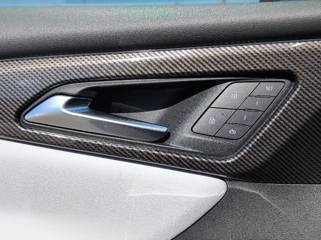 2026 Chevrolet Traverse High Country - Photo 17