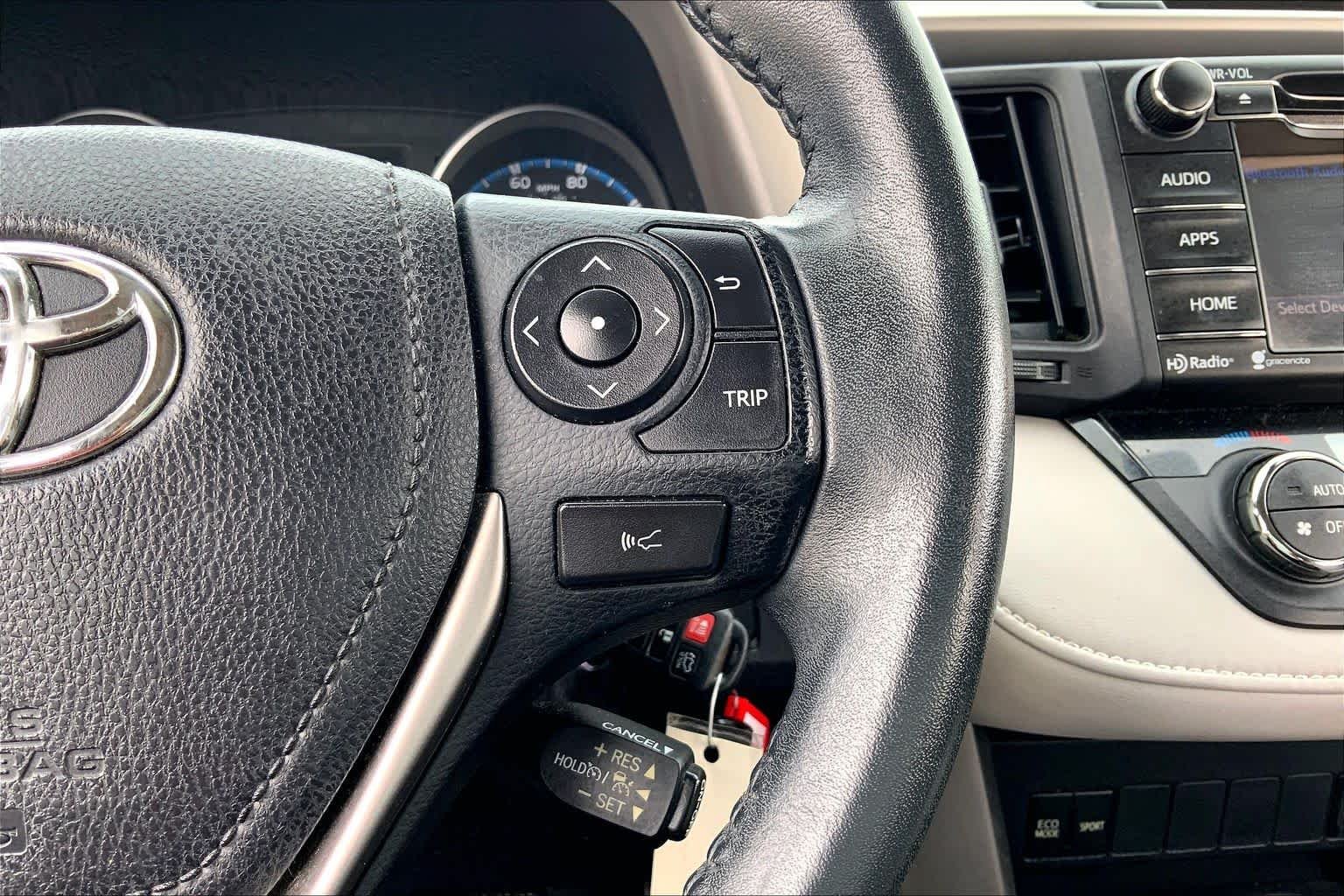 Used 2017 Black Toyota XLE image 24