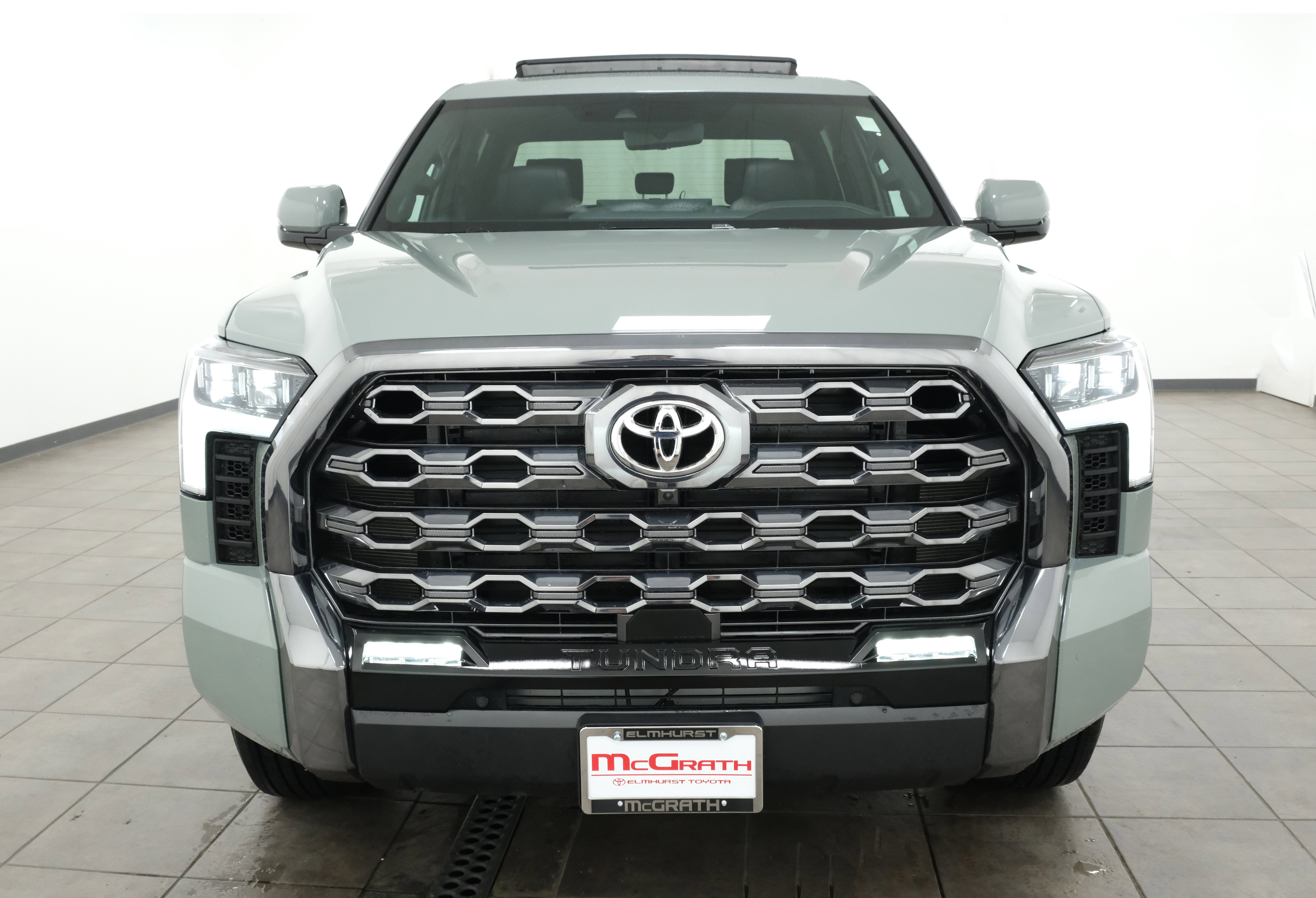 2025 Toyota Tundra Platinum - Photo 10