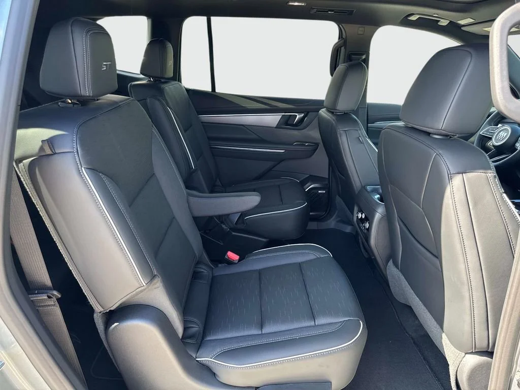 2026 Buick Enclave Sport Touring - Photo 24
