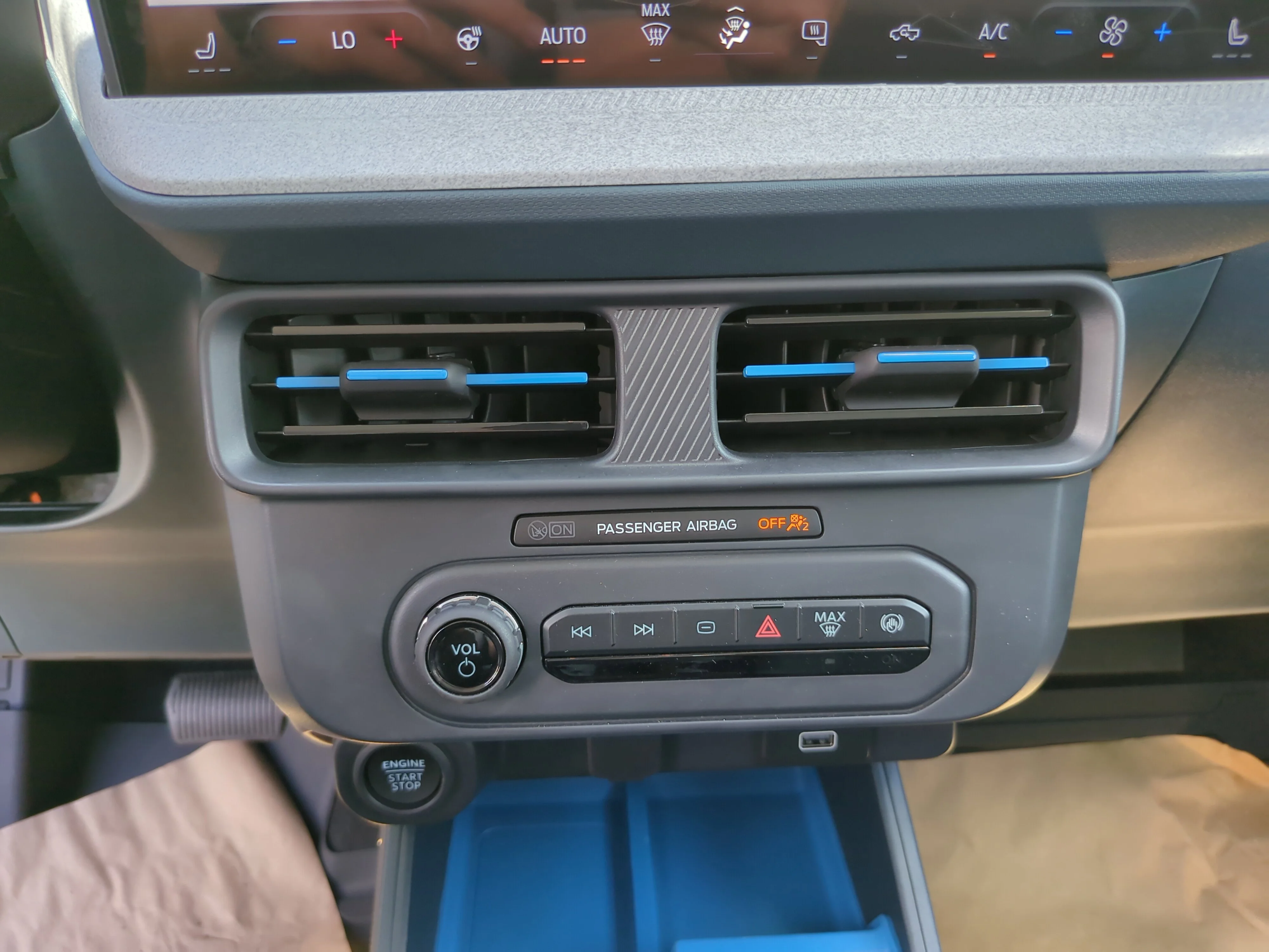 2025 Ford Maverick XLT - Photo 23