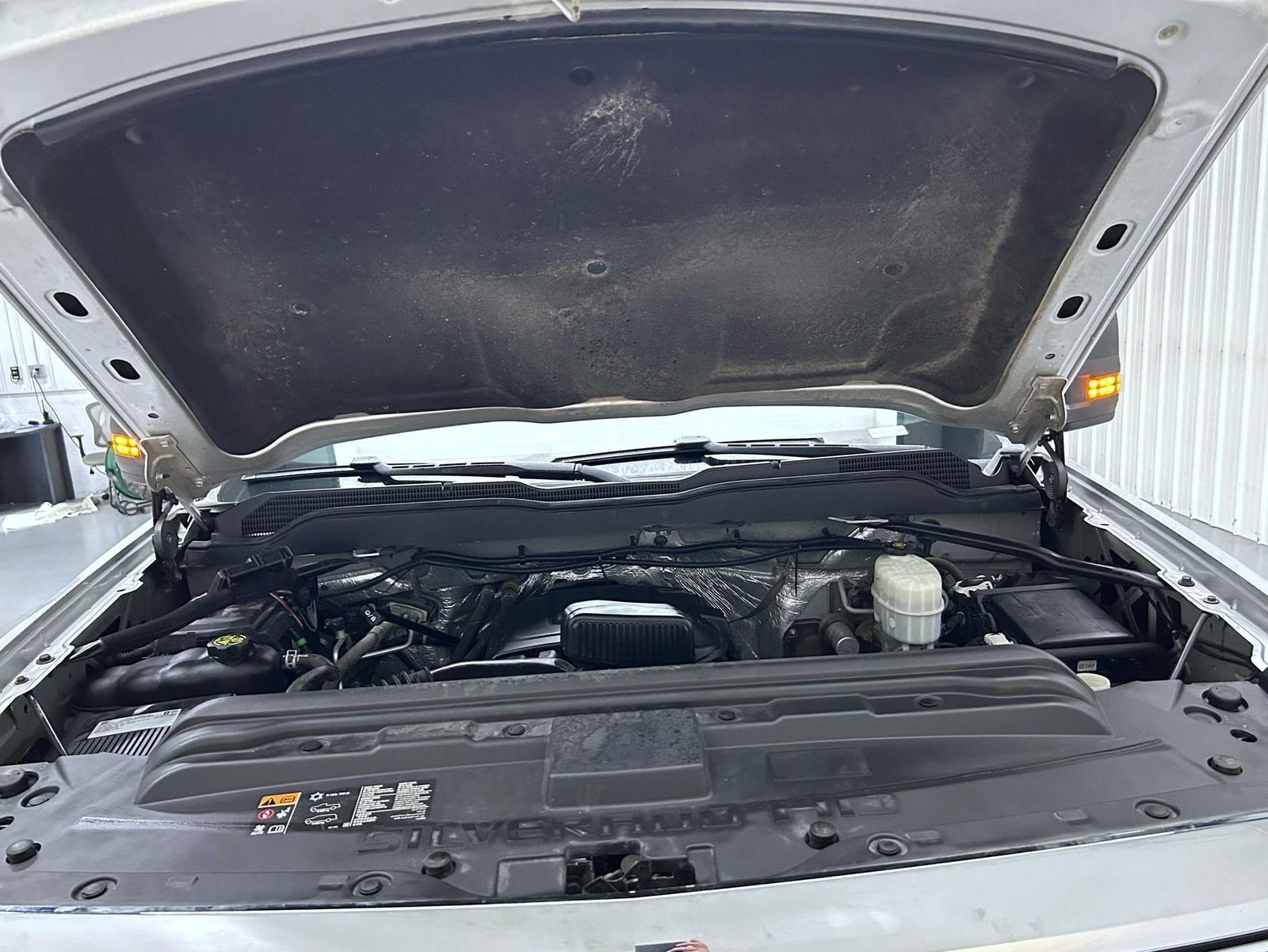 Used 2018 Silver Chevrolet LT image 24