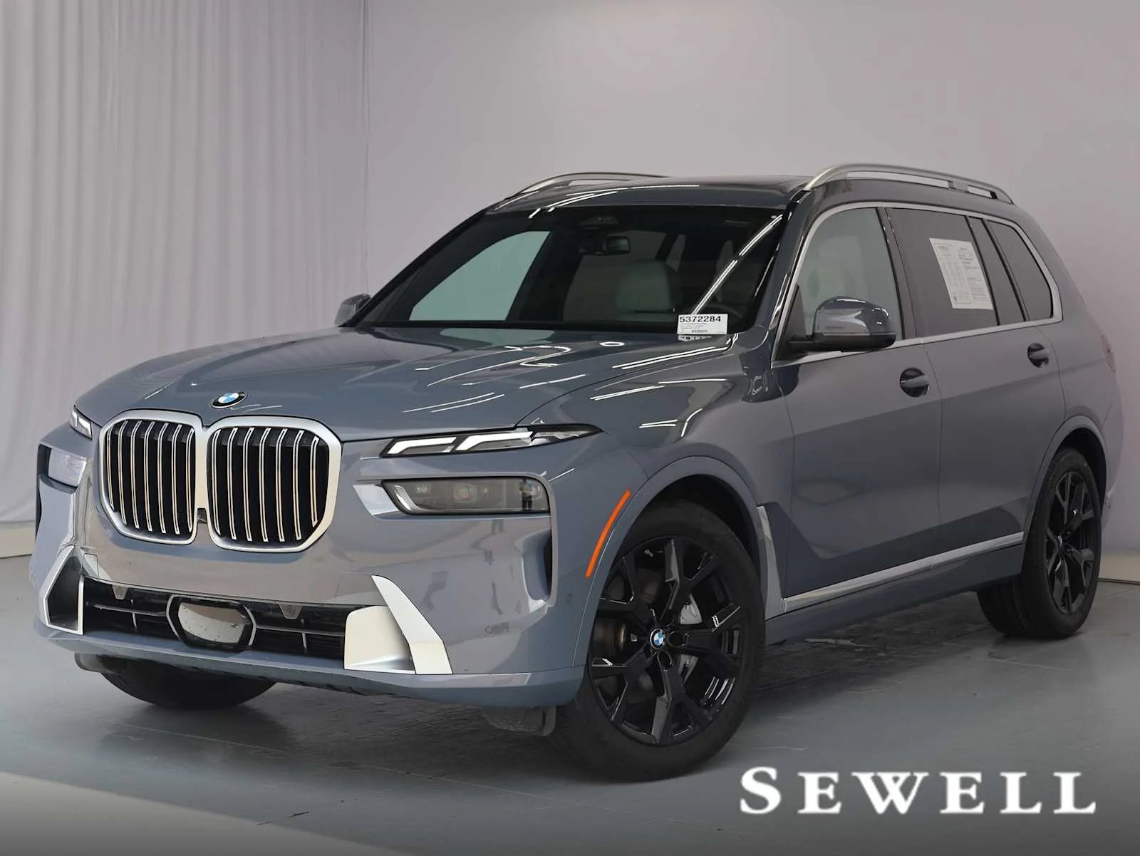 2026 BMW X7 xDrive40i's photo
