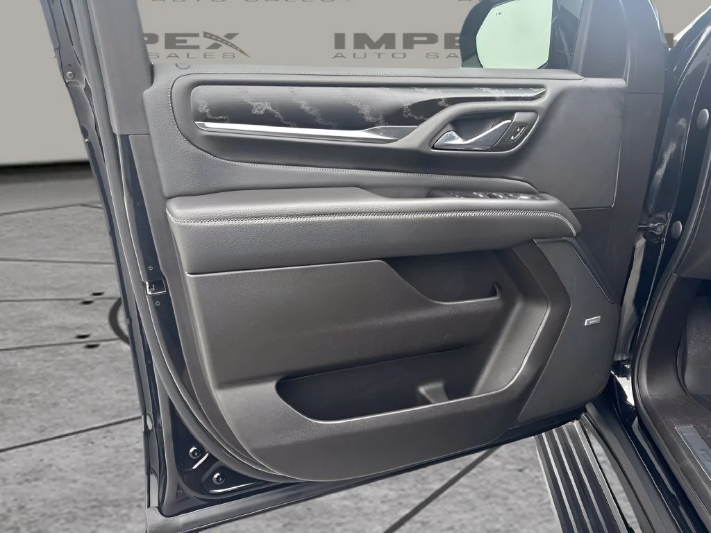 Used 2021 Black GMC Denali image 28