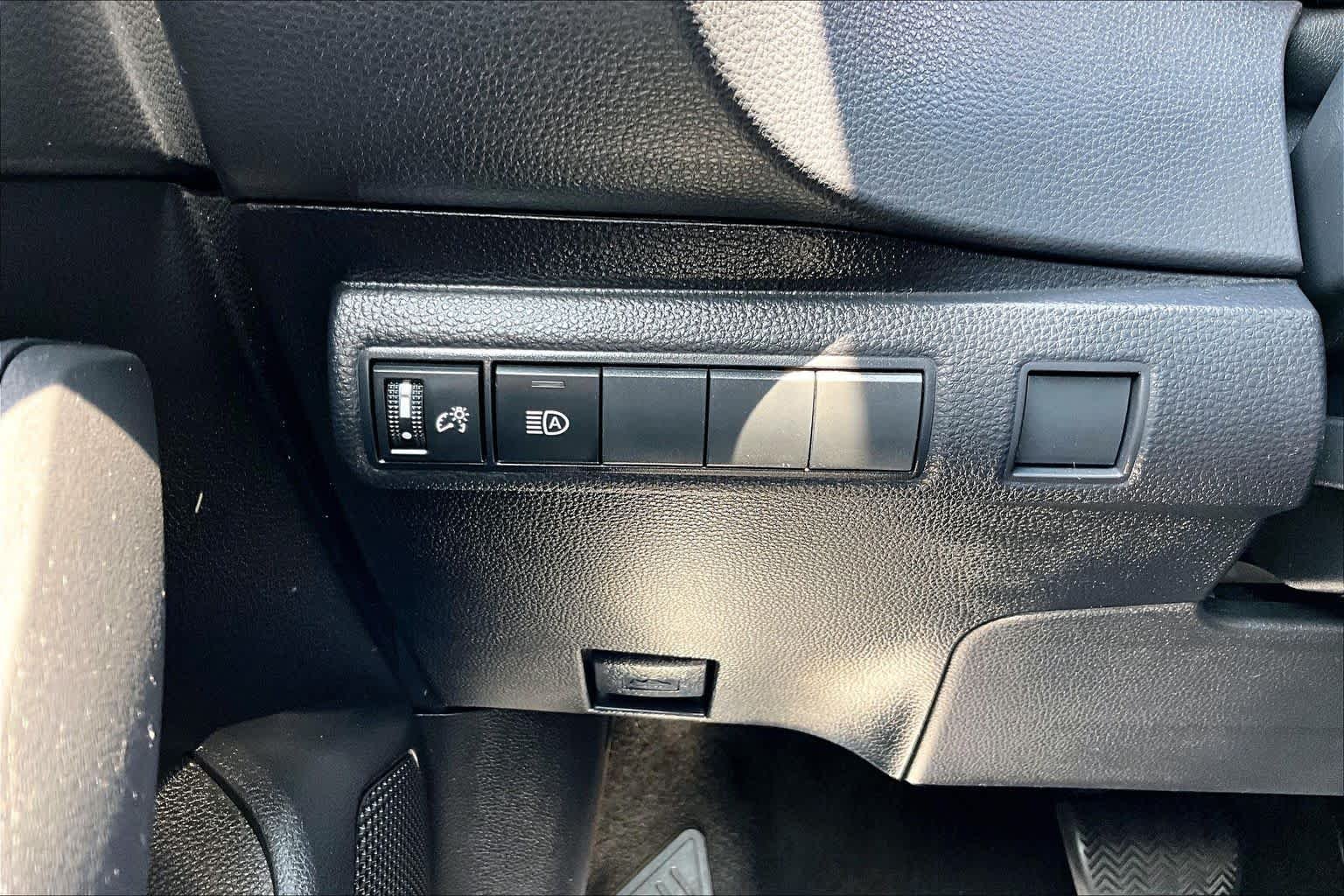 Used 2023 Ice Cap Toyota LE image 36