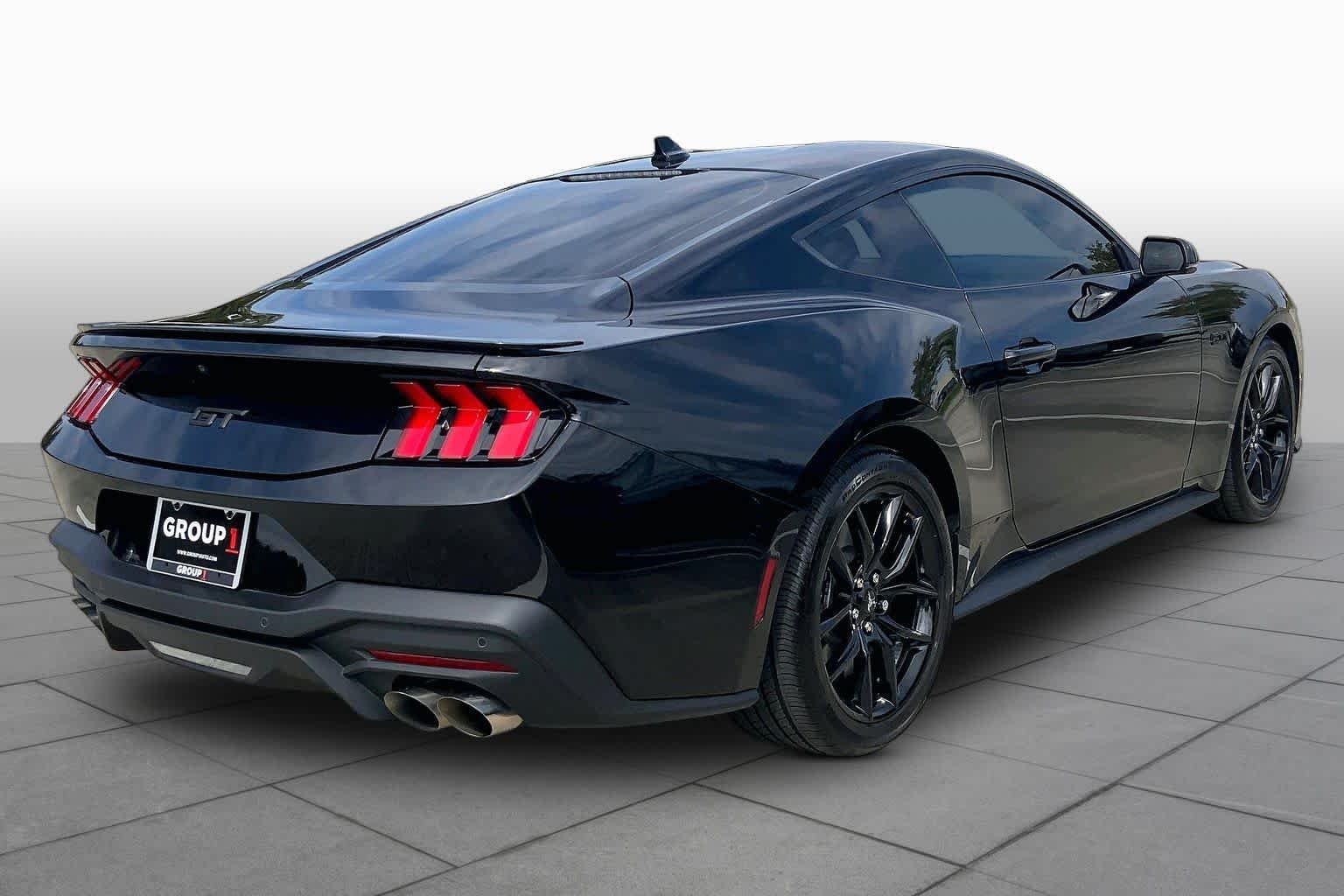 Used 2025 Shadow Black Ford GT Premium image 11