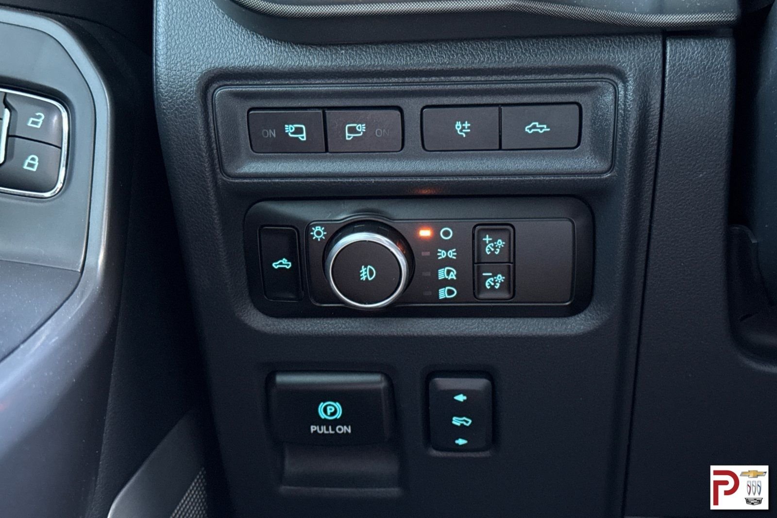 Used 2024 Silver Ford Tremor image 32
