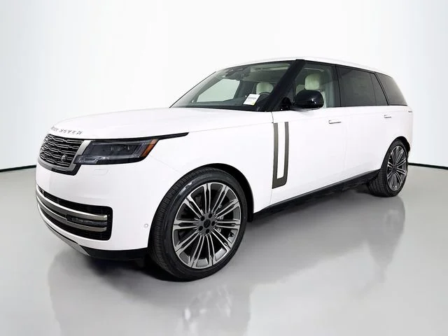 2026 Land Rover Range Rover 3.0 SE LWB 7's photo