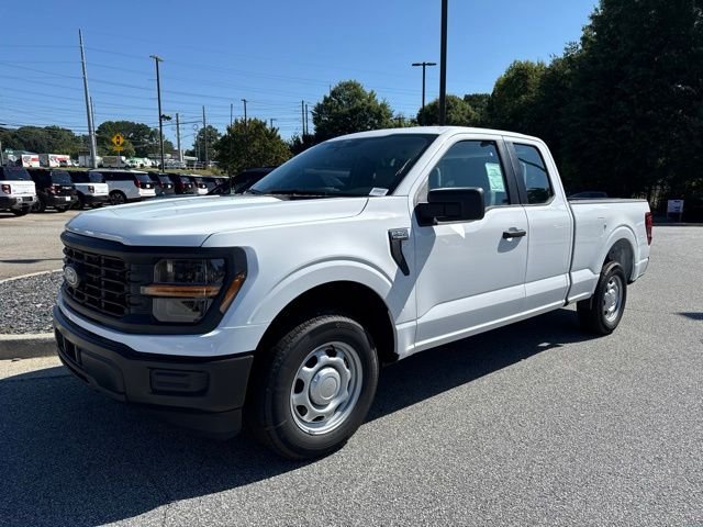 New 2026 Oxford White Ford XL image 5