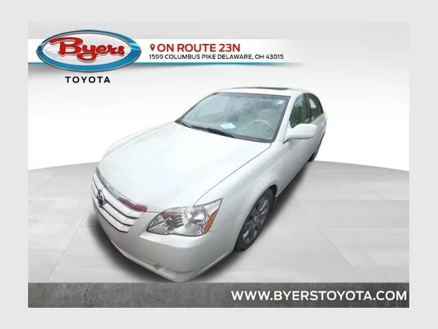 2005 Toyota Avalon XLS's photo