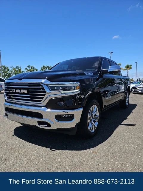 Used 2022 Diamond Black Ram Limited image 3
