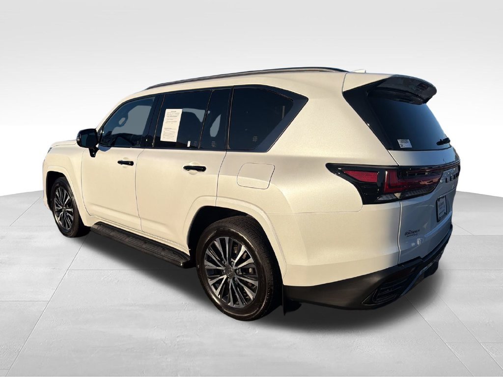 Used 2026 White Lexus 600 Premium image 3