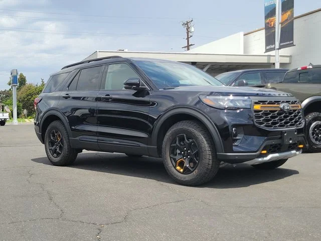 New 2026 Agate Black Metallic Ford Tremor image 34