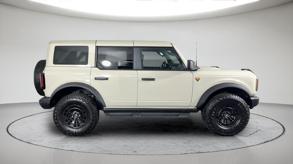 New 2026 Desert Sand Ford Badlands® image 4