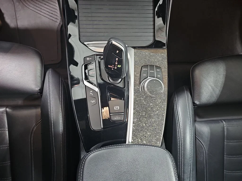 Used 2020 Gray BMW xDrive30i image 26