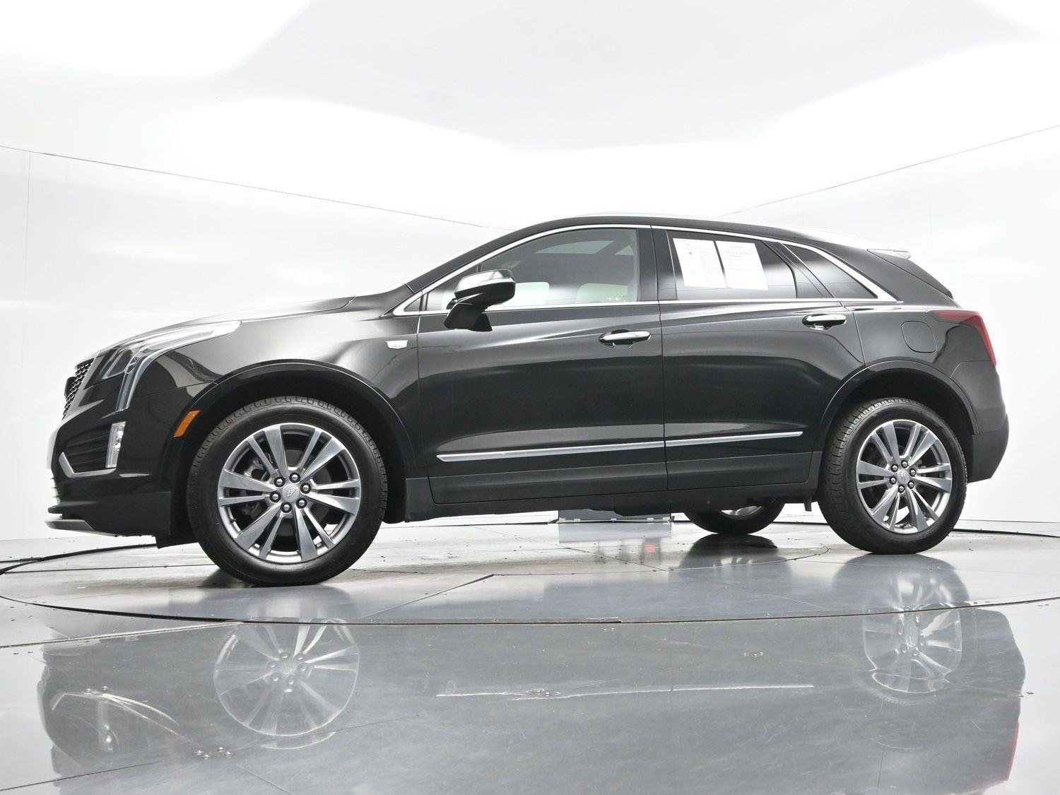 Used 2025 Stellar Black Metallic Cadillac Premium Luxury image 47