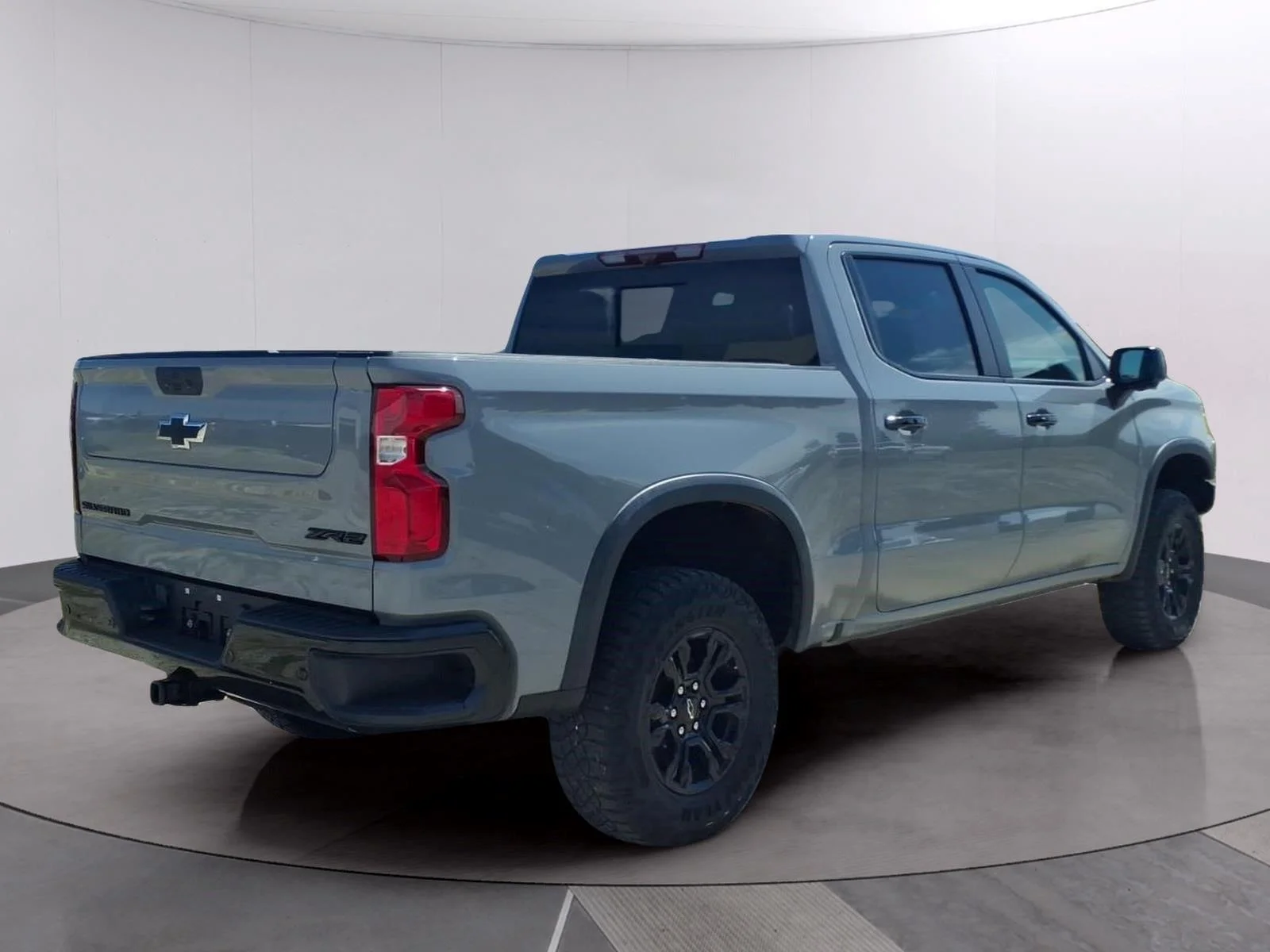 Used 2024 Slate Gray Metallic Chevrolet ZR2 image 5