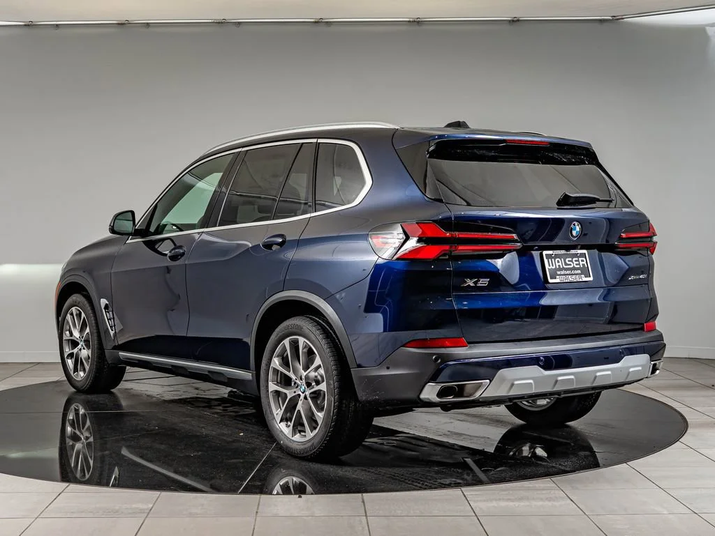 New 2026 Blue BMW xDrive40i image 7