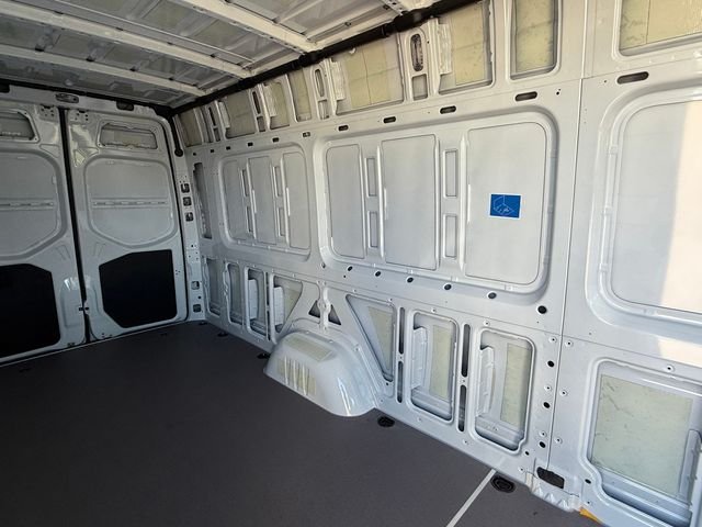 New 2026 Arctic White Mercedes-Benz Cargo 170 WB image 21
