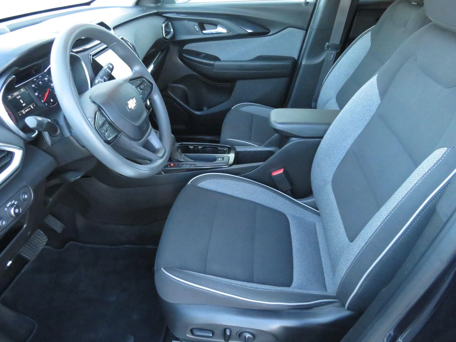 Used 2021 Midnight Blue Metallic Chevrolet LT image 21