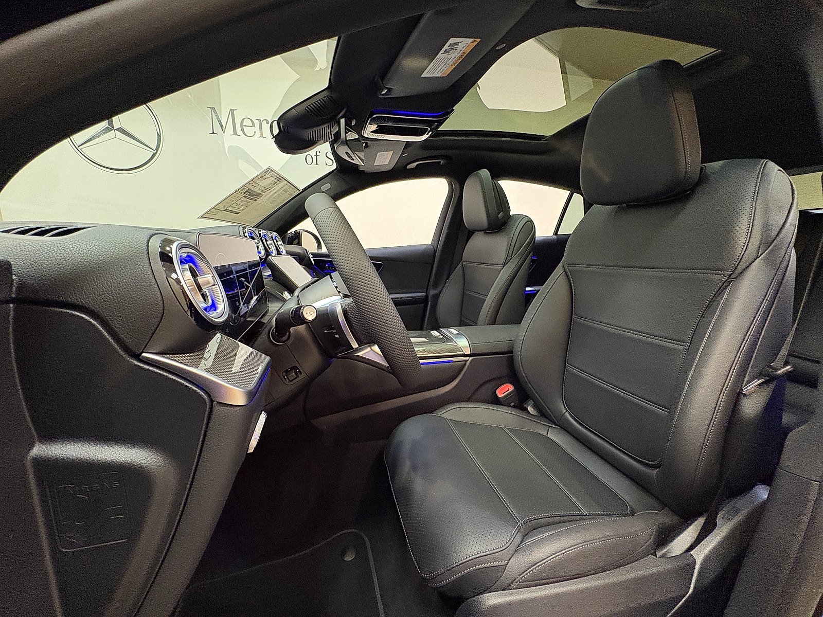 New 2027 Black Mercedes-Benz GLC 300 image 7