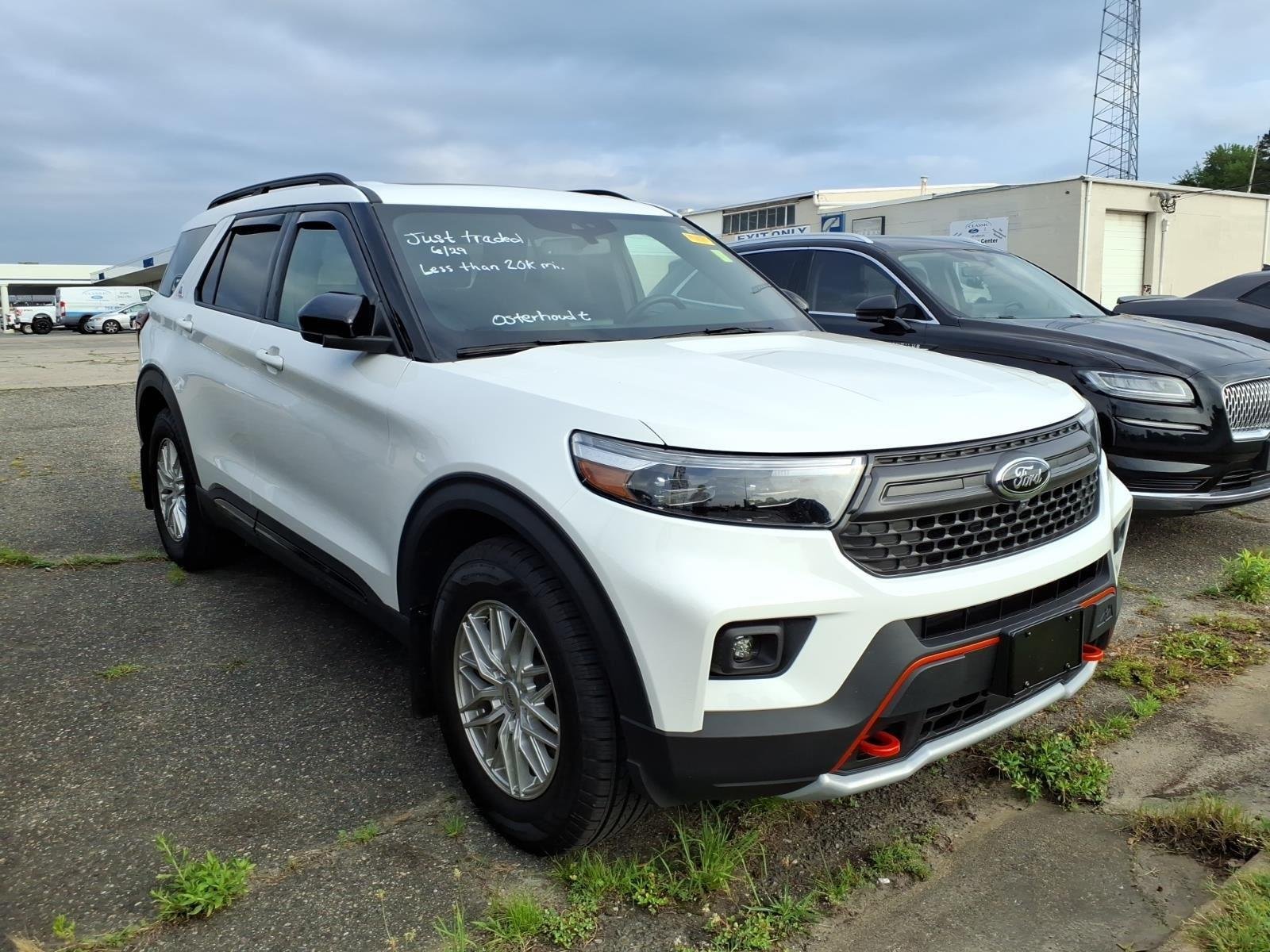 Used 2023 Star White Metallic Tri-Coat Ford Timberline image 3
