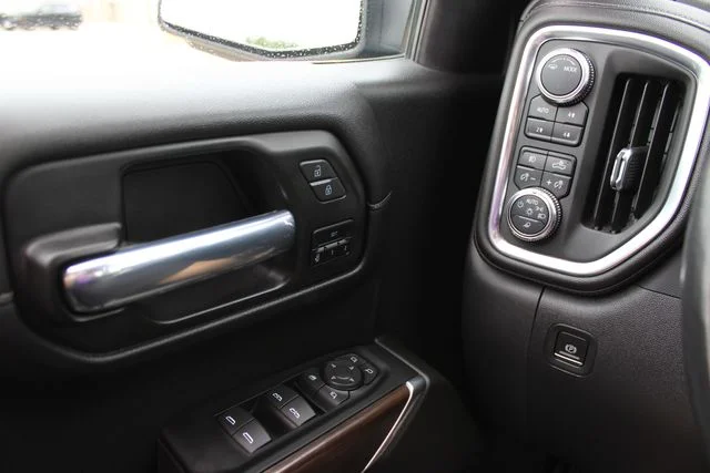 Used 2022 Gray GMC SLT image 14