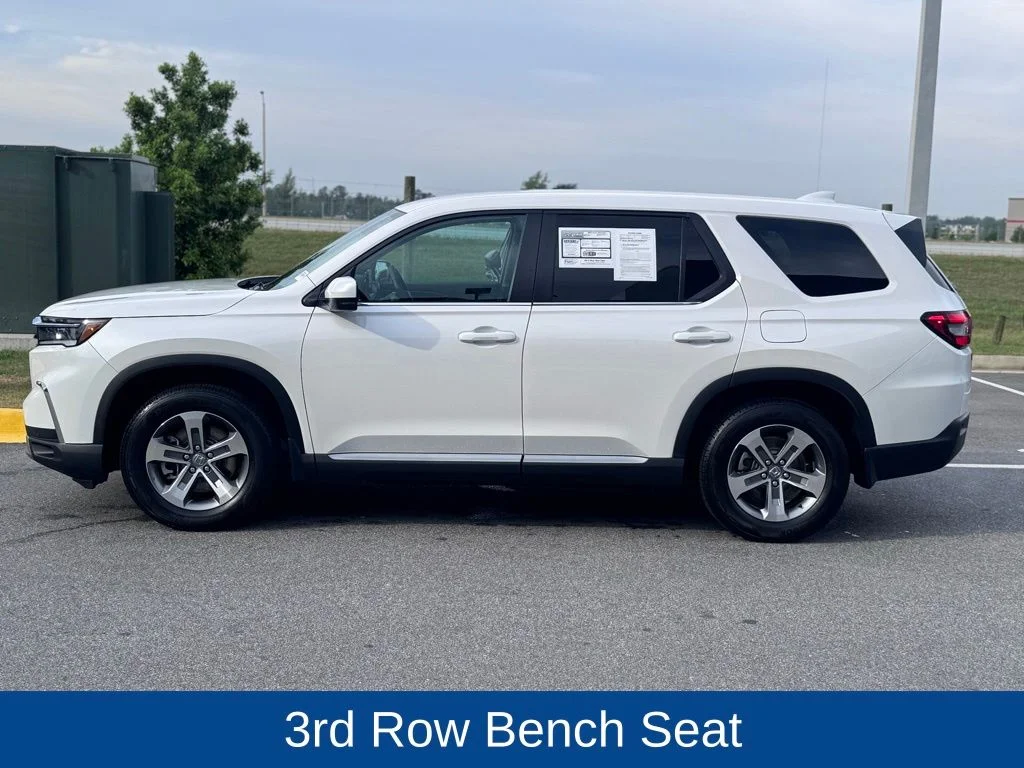 Certified Used 2025 Platinum White Pearl Honda EX-L image 3
