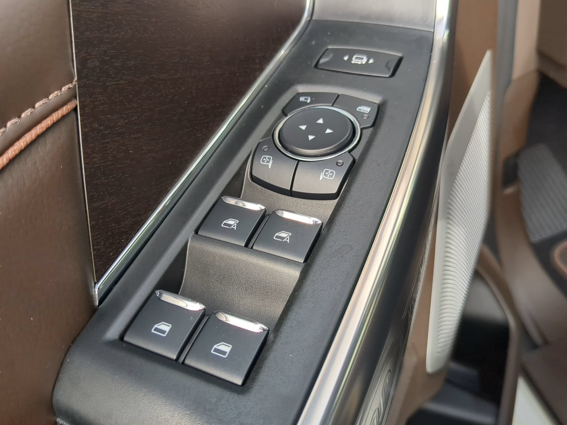 New 2026 Star White Metallic Tri-Coat Ford F-250® King Ranch® image 52
