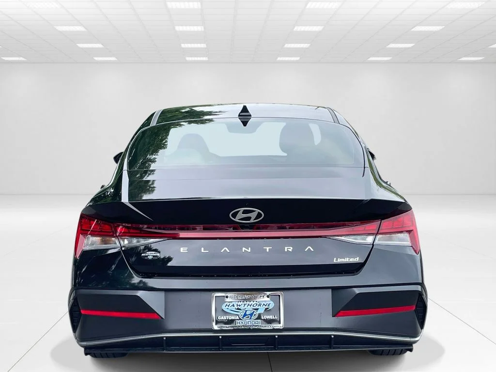 New 2026 Black Hyundai Limited image 5