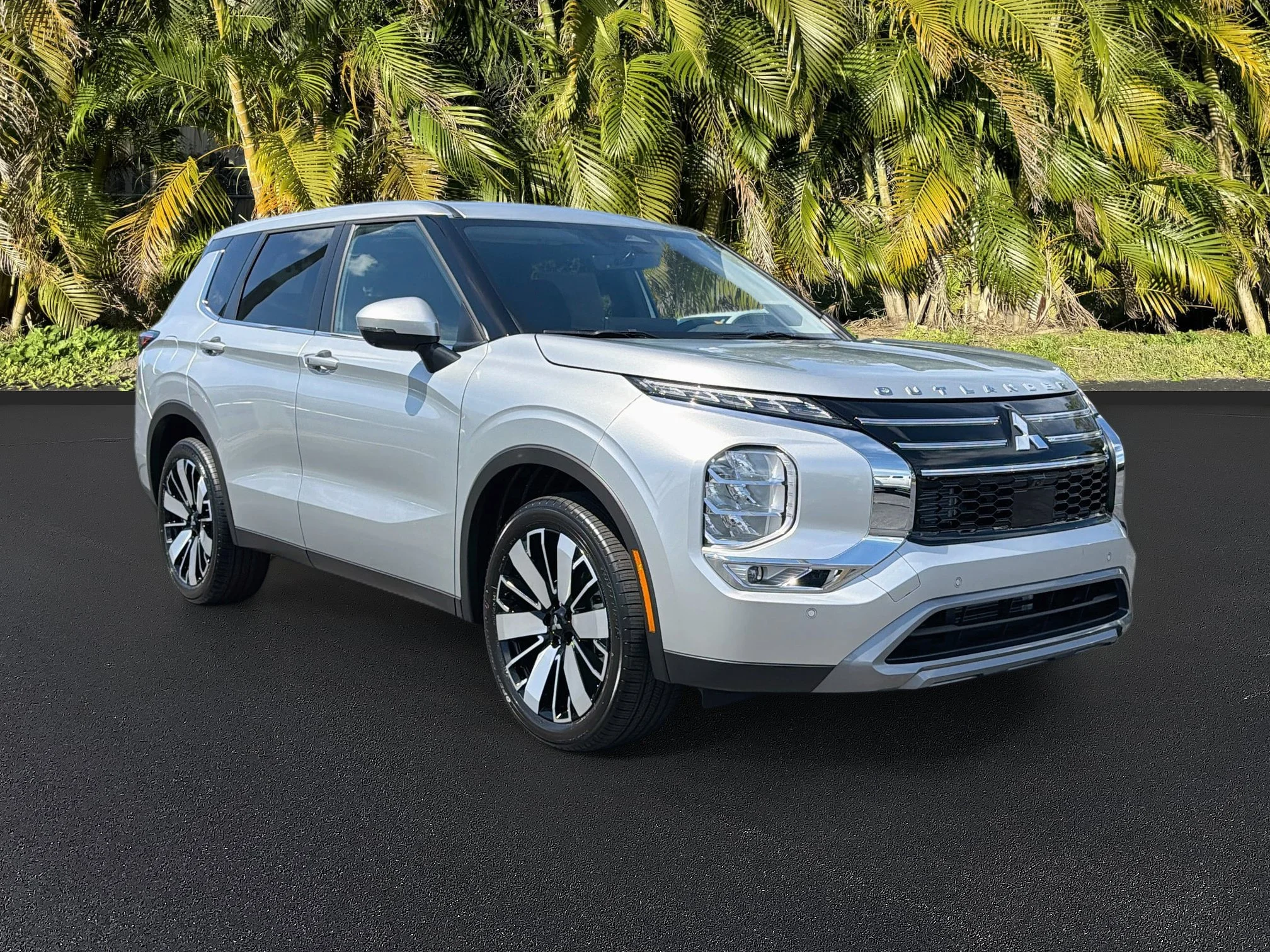 New 2026 Alloy Silver Metallic Mitsubishi SE 1.5T 2WD image 2