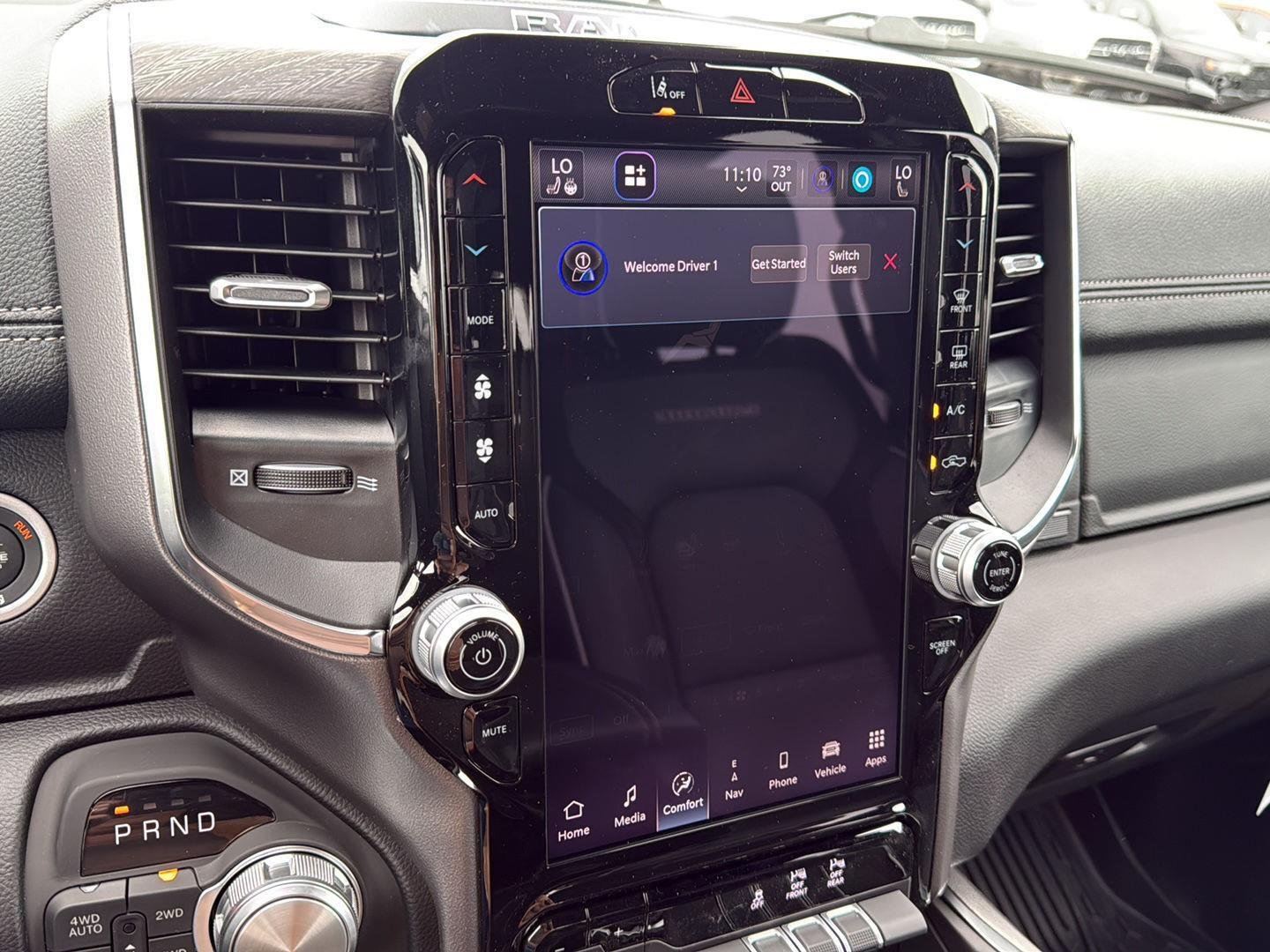 New 2026 Diamond Black Crystal Pearl-Coat Exterior Paint RAM Laramie image 5