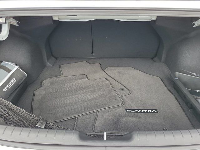 2026 Hyundai Elantra SEL - Photo 6