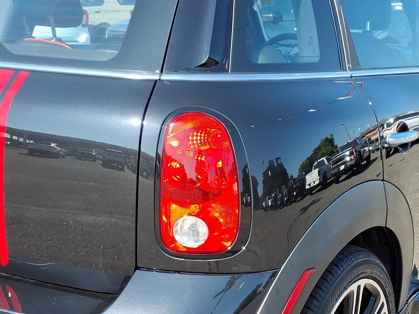 Used 2015 Absolute Black Metallic MINI John Cooper Works image 17