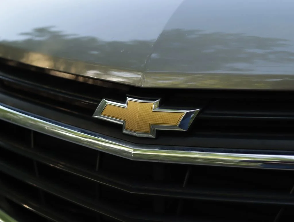 Used 2018 PEPPERDUST METALLIC Chevrolet LT image 30