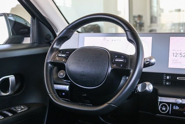 Certified Used 2024 Black Hyundai SE image 16