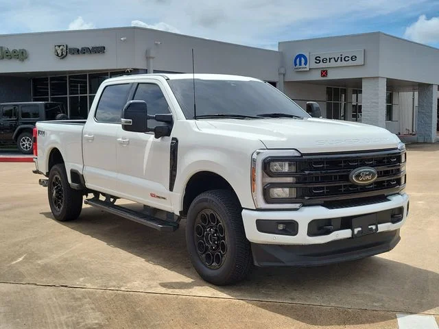 2024 Ford F-250 Lariat 4x4 Crew Cab 6-3/4' Box's photo