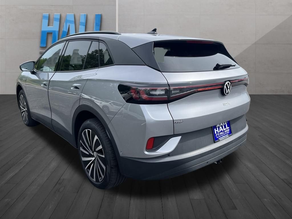 Used 2025 Silver Volkswagen Pro image 3