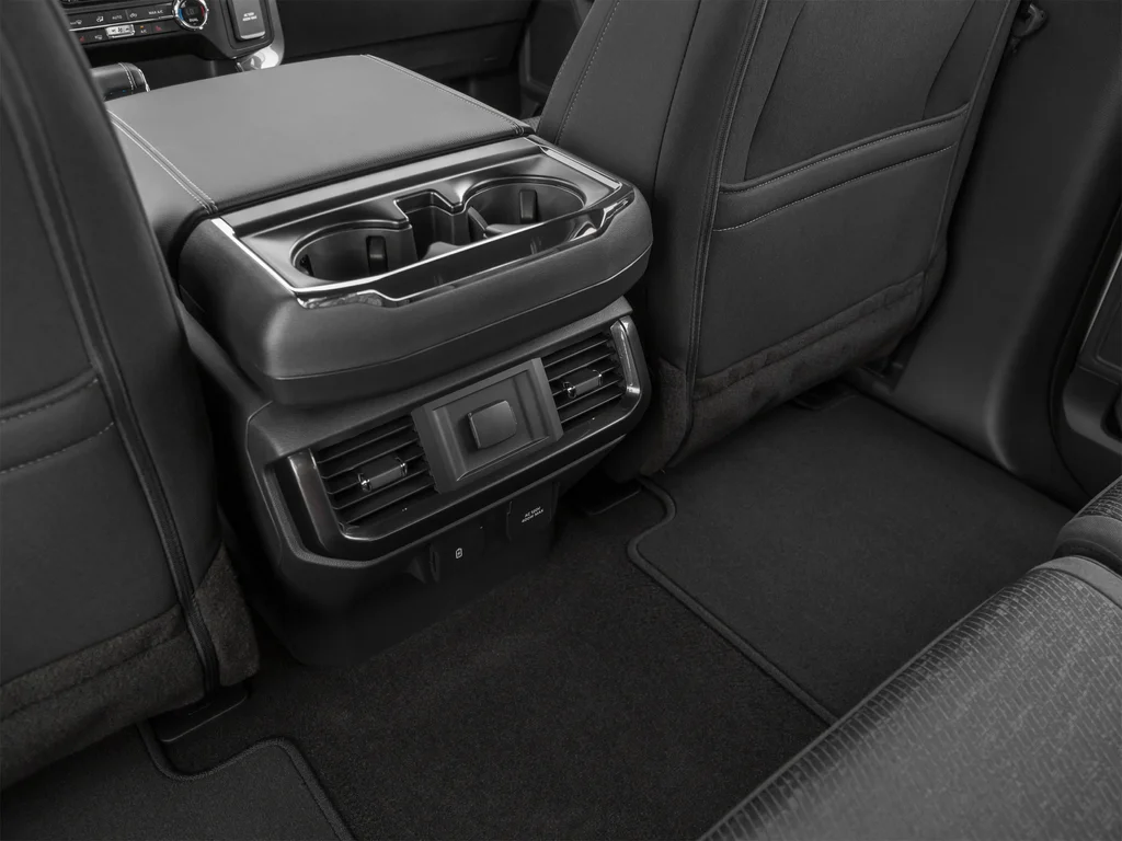 Used 2022 White Ford XLT image 23