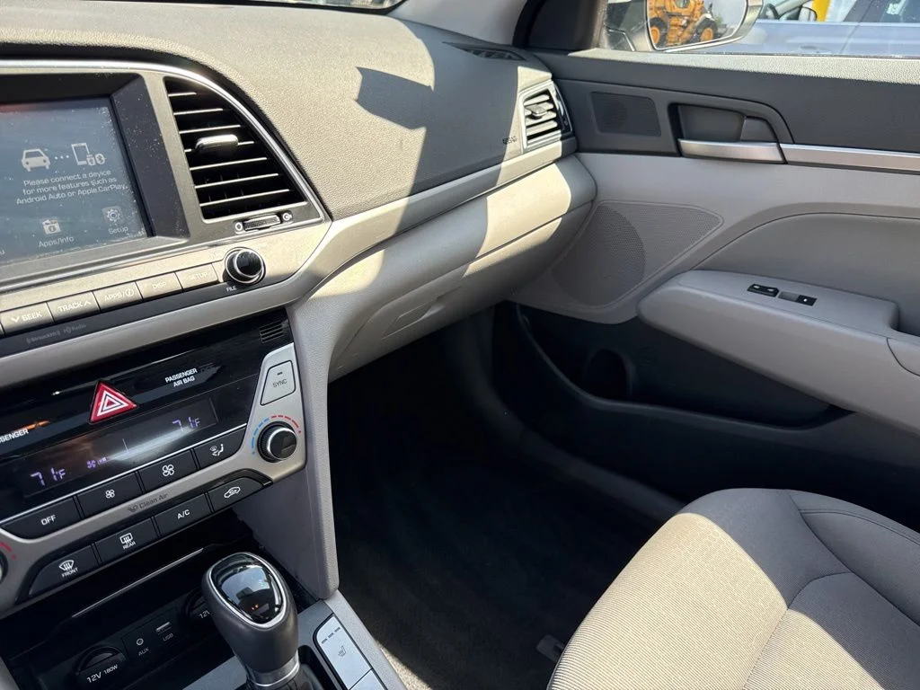 Used 2018 Symphony Silver Hyundai Value Edition image 23