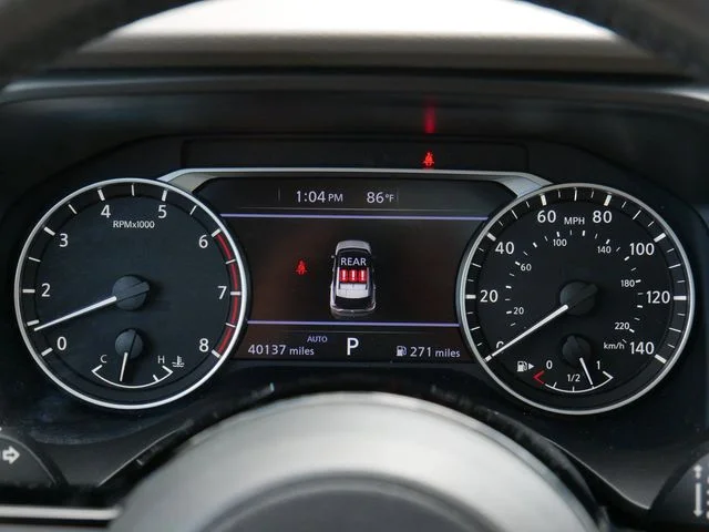 Used 2023 Pearl White Nissan SL image 20