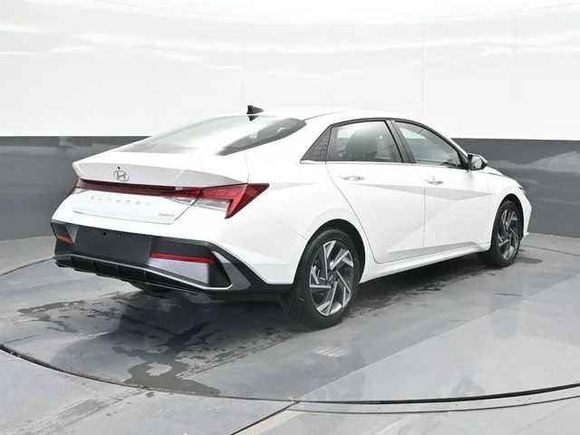 New 2026 White Hyundai Limited image 9