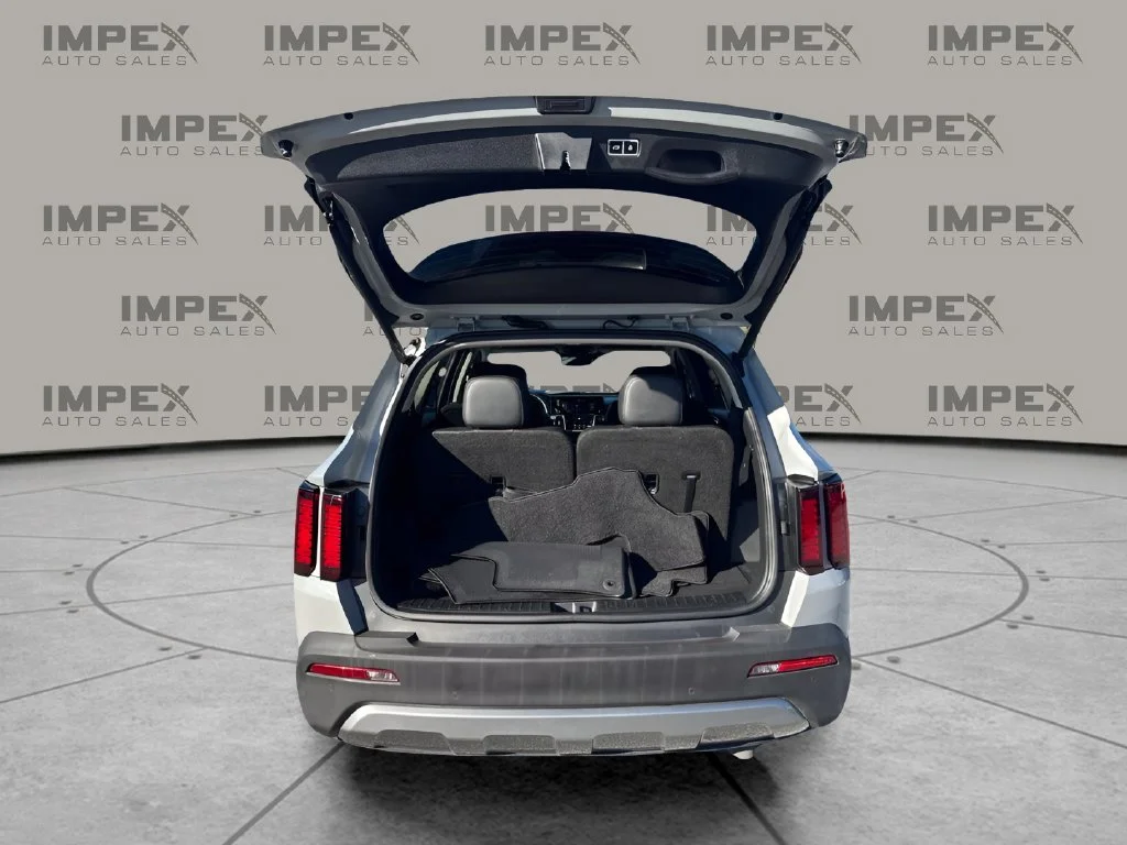 Used 2022 Gray Kia X-Line EX image 30