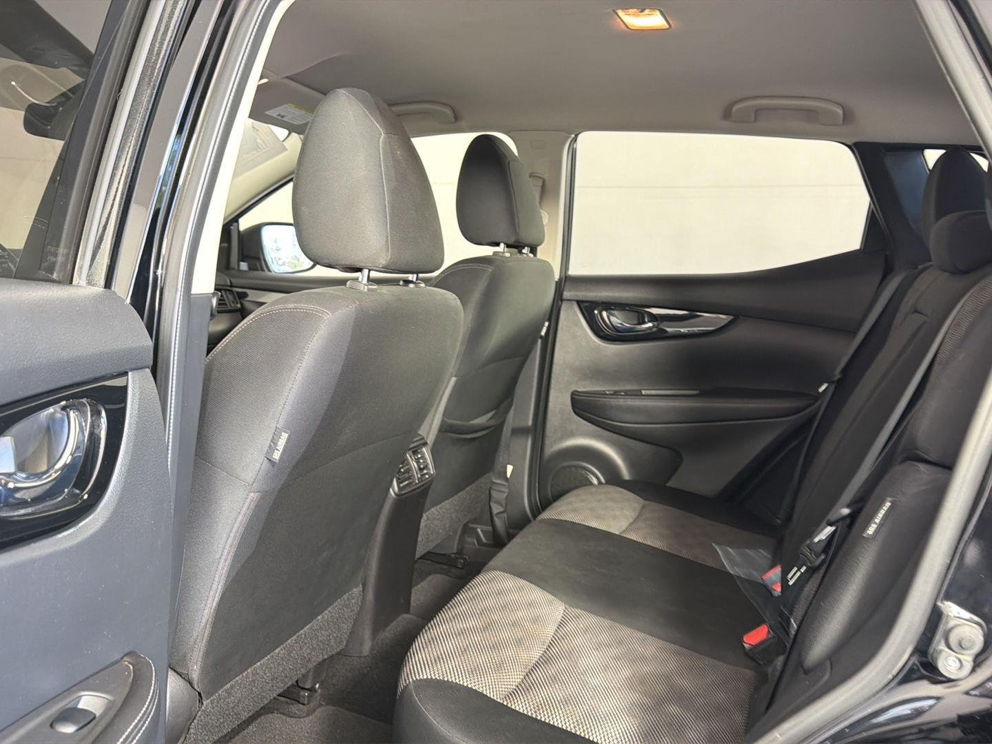Used 2022 Magnetic Black Pearl Nissan SV image 21