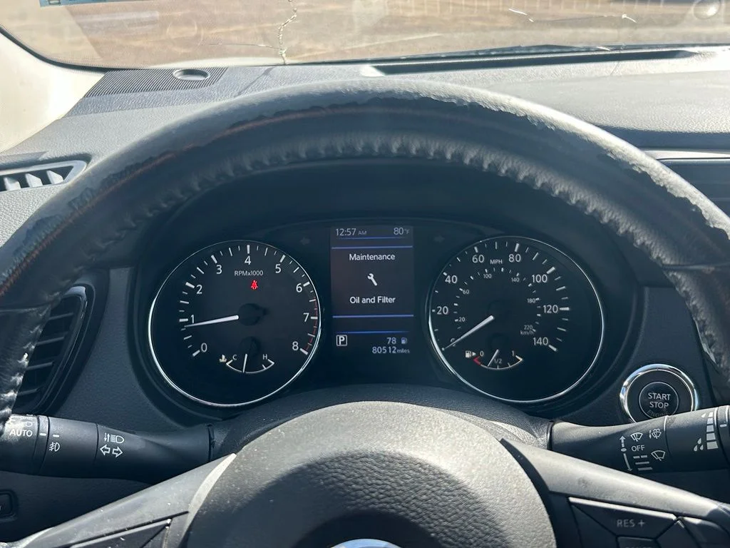 Used 2021 White Nissan SV image 12