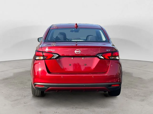 Used 2024 Scarlet Nissan 1.6 SV image 4