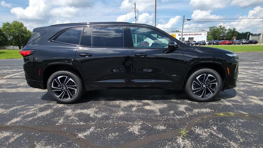 2026 Buick Enclave Sport Touring - Photo 9
