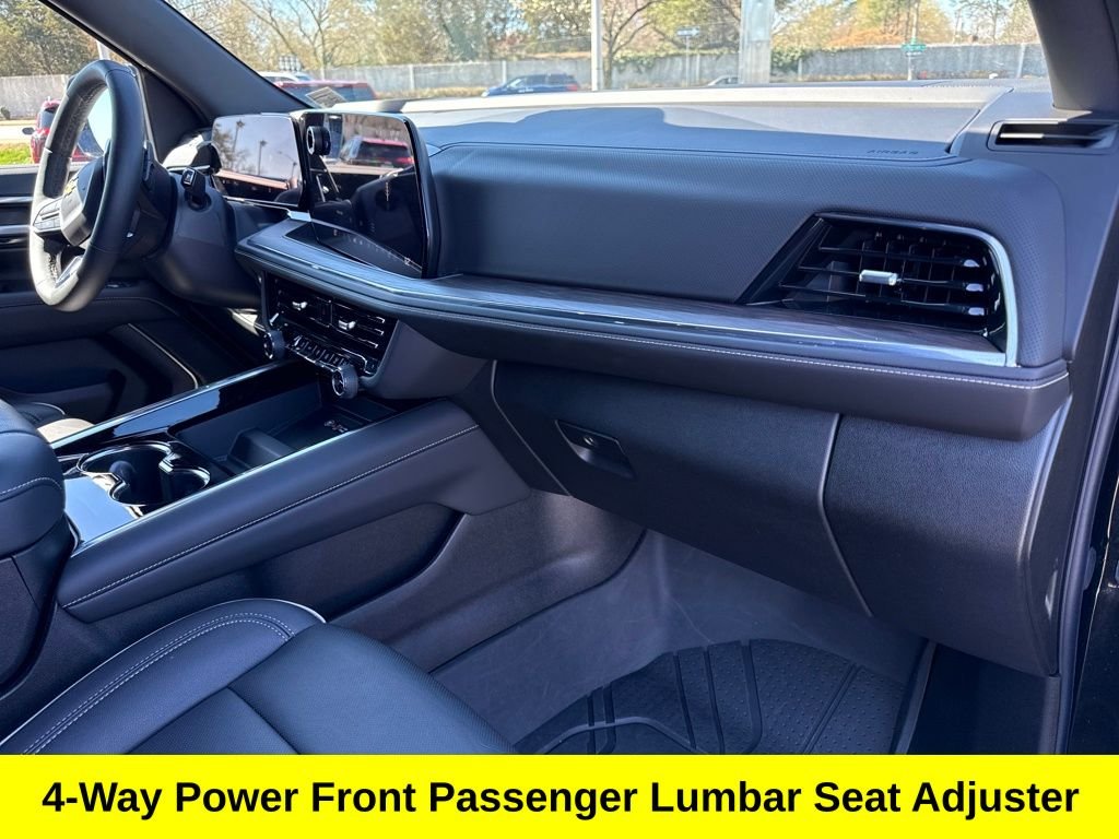 Used 2025 Black Chevrolet Premier image 28
