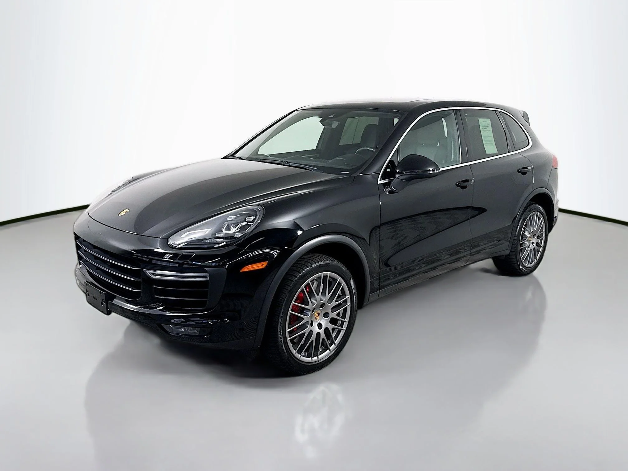2016 Porsche Cayenne Turbo's photo